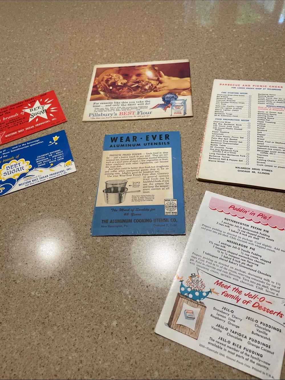 Family of Desserts Cookbooklet - White